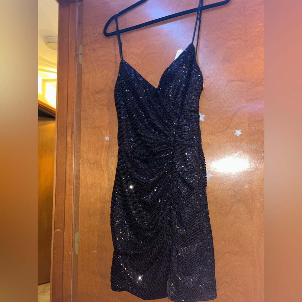 Black Low Cut Short Party Dress